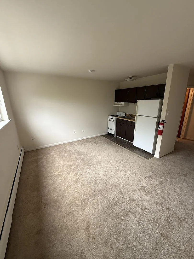 34 East Eagle Road — Photo 3