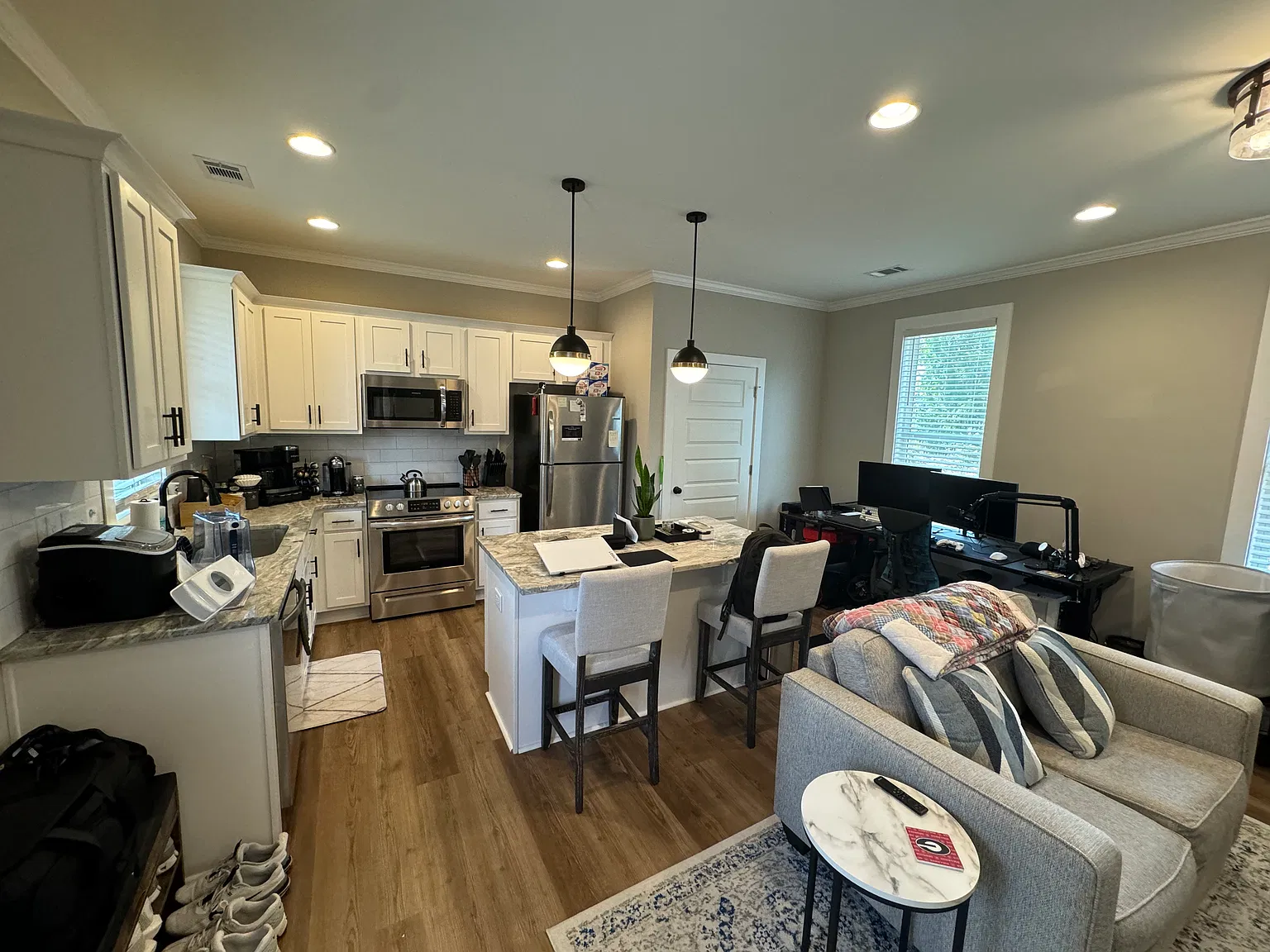 1 bed, 700 sqft, $1,750 — Photo 4