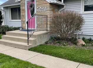 1022 W Grandview Blvd, Erie, PA 16509