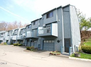 4 Driftway Rd #B1, Danbury, CT 06810