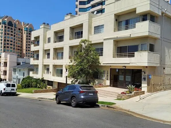 10475 Ashton Ave APT 201, Los Angeles, CA 90024