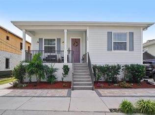 154 E Spruce St, Tarpon Springs, FL 34689