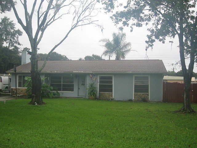 1st image of 139 Padgett Pl S