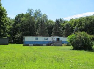 39401 Dyne Rd, Centerville, PA 16404