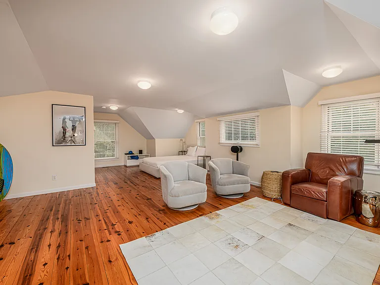 862 Old Sag Harbor Rd — Photo 26