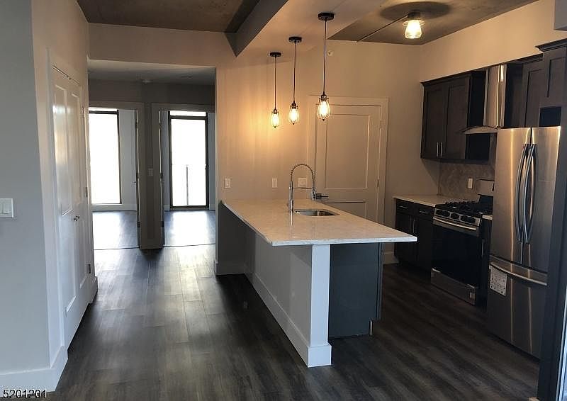 1st image of 60 Elm St #203