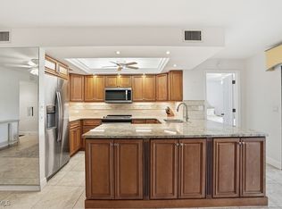 5845 Trailwinds Dr APT 515, Fort Myers, FL 33907