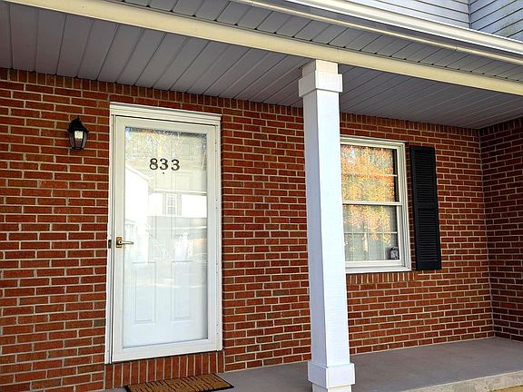 3rd image of 833 Galen Dr