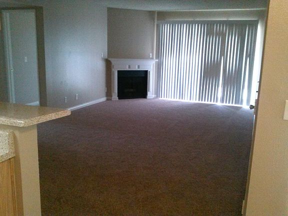 Living Room Gas Fireplace