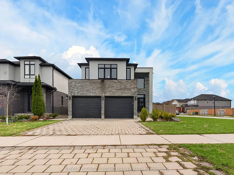 2147 Wateroak Dr — Photo 44