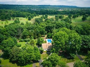 624 Glen Ridge Dr, Bridgewater, NJ 08807