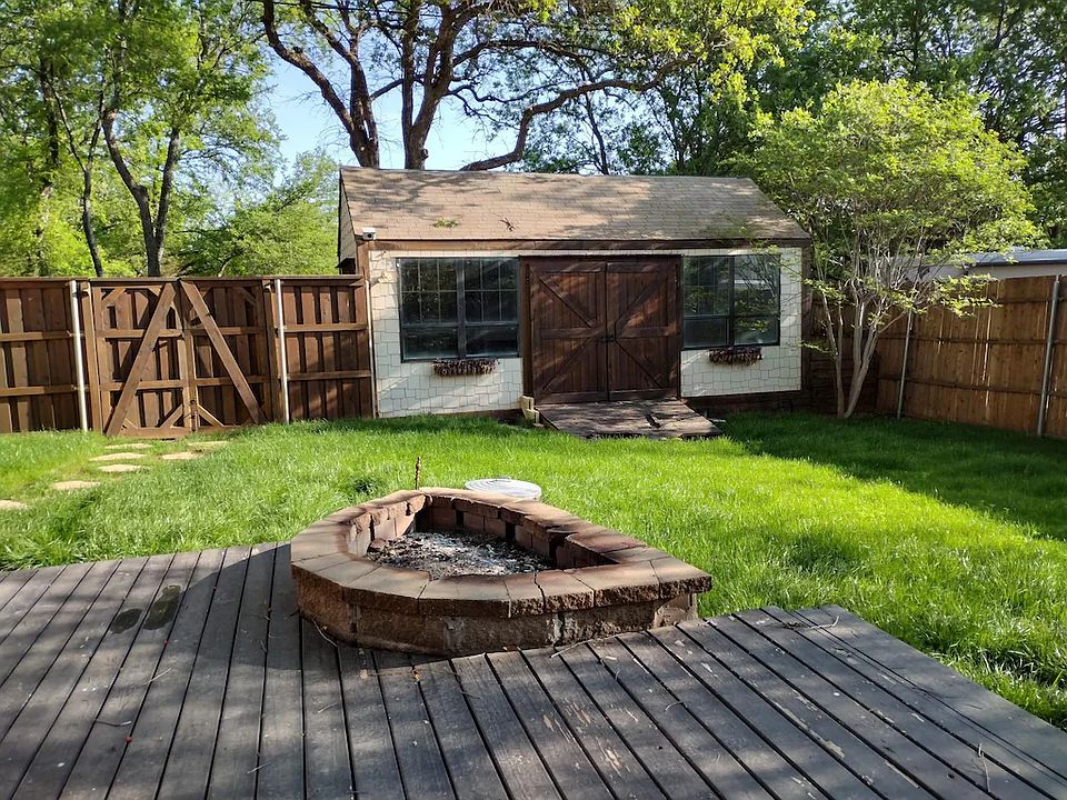 1st image of 9 Oak Cir