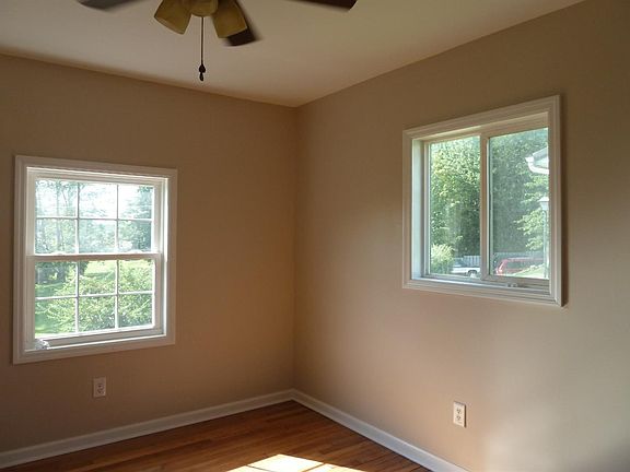 5th image of 105 Ashbrook Ct