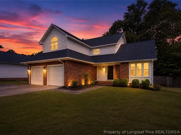 955 Pepperwood Dr, Fayetteville, NC 28311