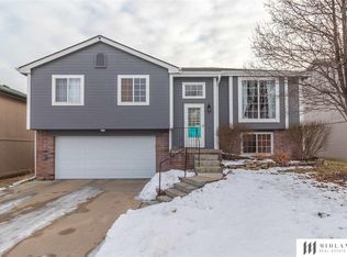 11723 Mary St, Omaha, NE 68164