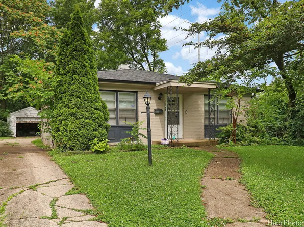 1708 North Ave, Waukegan, IL 60085
