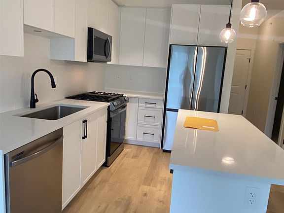 4th image of 7506 199a St #417