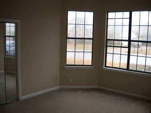 3rd image of 1700 Beaver Trail Dr