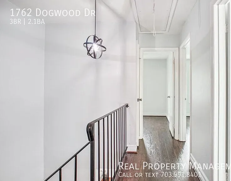 1762 Dogwood Dr — Photo 9