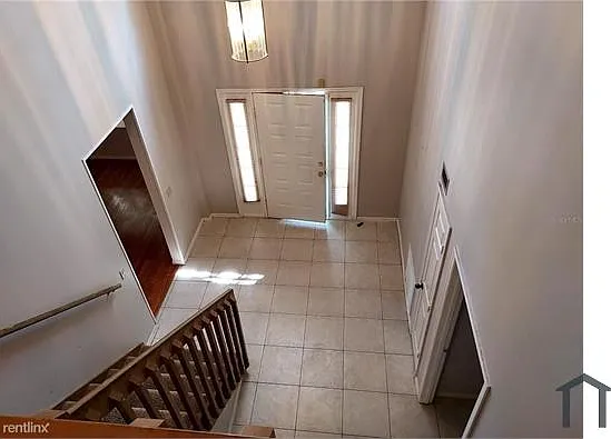 4 bed, 2900 sqft, $3,500 — Photo 4