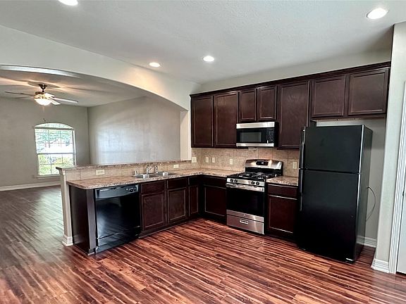 3rd image of 58 Woodland Hills Dr #B