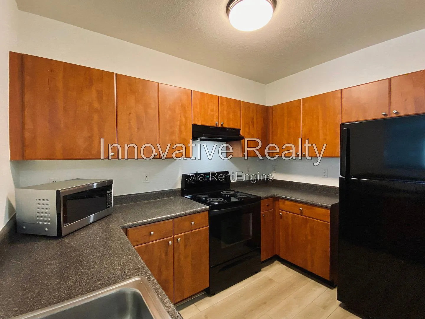 1 bed, 1.0 bath, 739 sqft, $1,550 — Photo 4