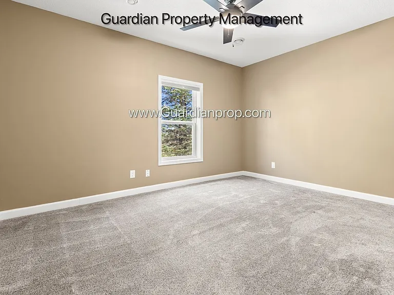 9704 Emerson Ct — Photo 26