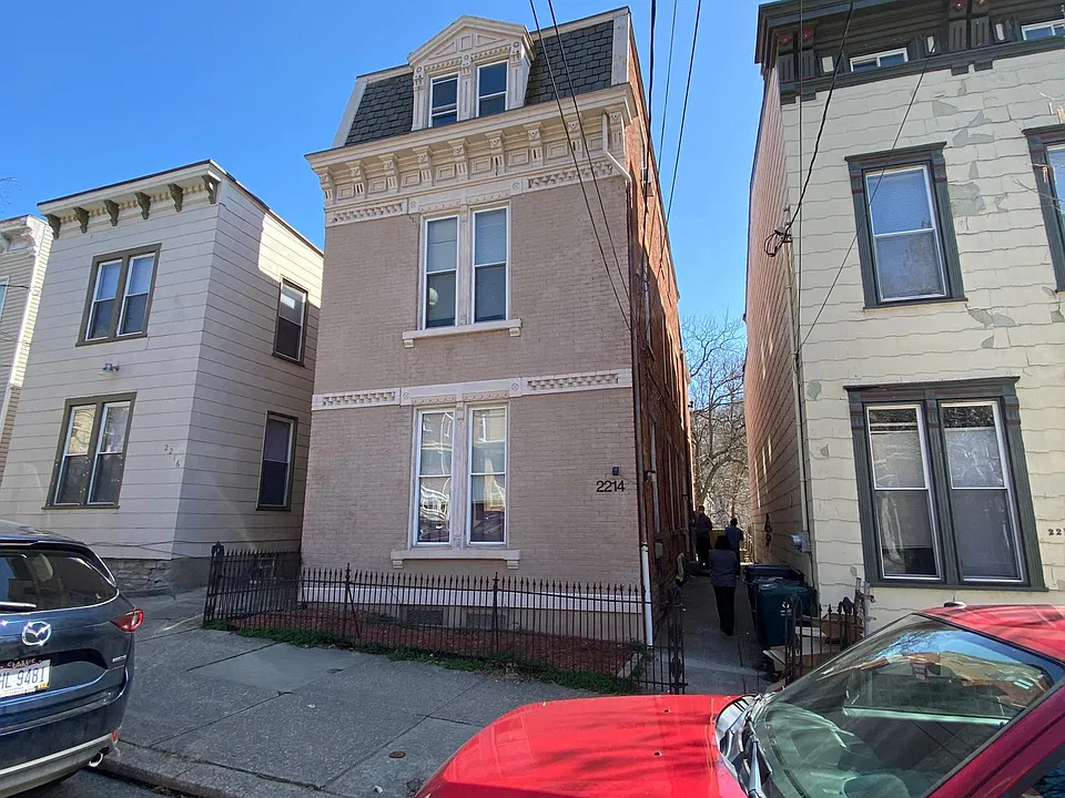 2214 Wheeler St