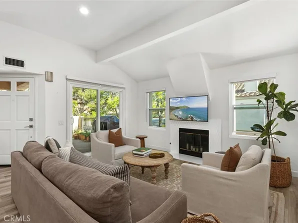 24 Corsica Dr, Newport Beach, CA 92660