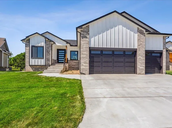 2910 E Sunflower Dr, Derby, KS 67037