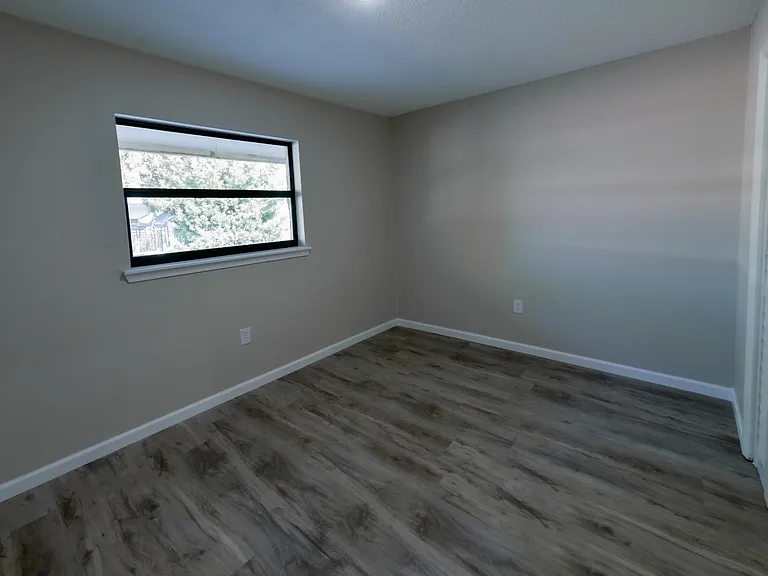 1412 N Tropical Ave — Photo 11