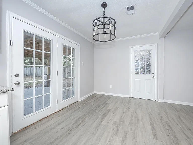 201 Audrey Cir — Photo 19