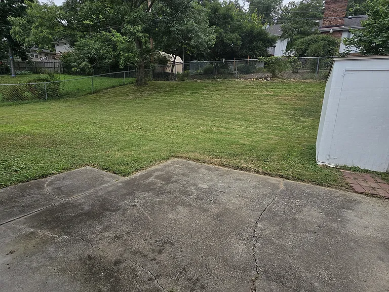 1715 Stanford Dr — Photo 11