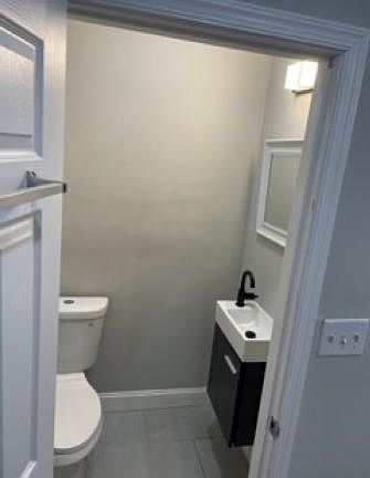 5th image of 2119 E Stella St