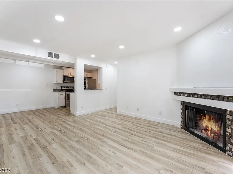 5251 Mission Carmel Ln #208 — Photo 7