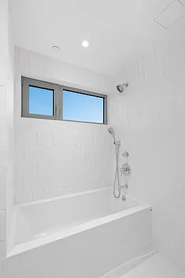 Rented by Compass | media 32