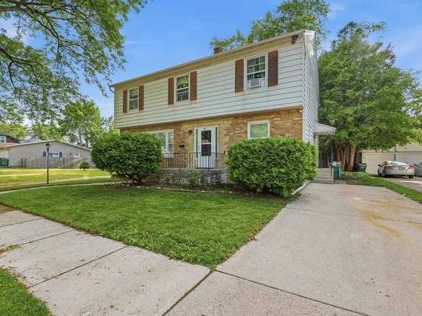 288 Lloyd St, Fond Du Lac, WI 54935