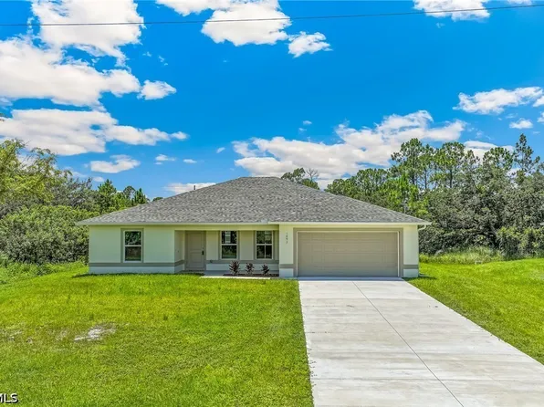 1893 Weldon Ave, Lehigh Acres, FL 33972