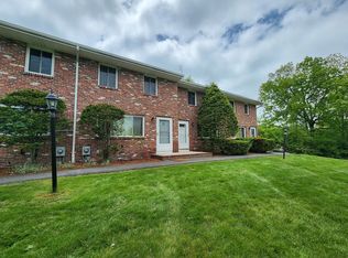 22 Andrew Cir #22, North Andover, MA 01845