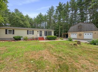 3 Giordani Ln, Sandown, NH 03873