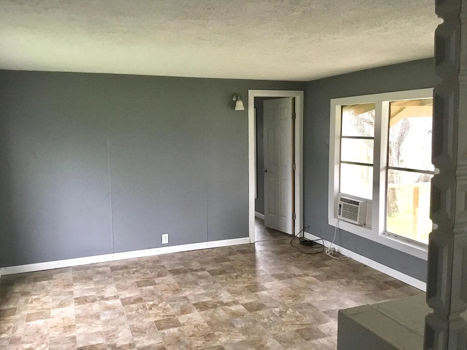 140 Henry St — Photo 3