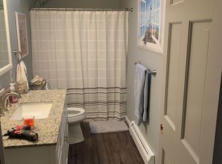 558 Pumpkin Hill Rd, Ledyard, CT 06339