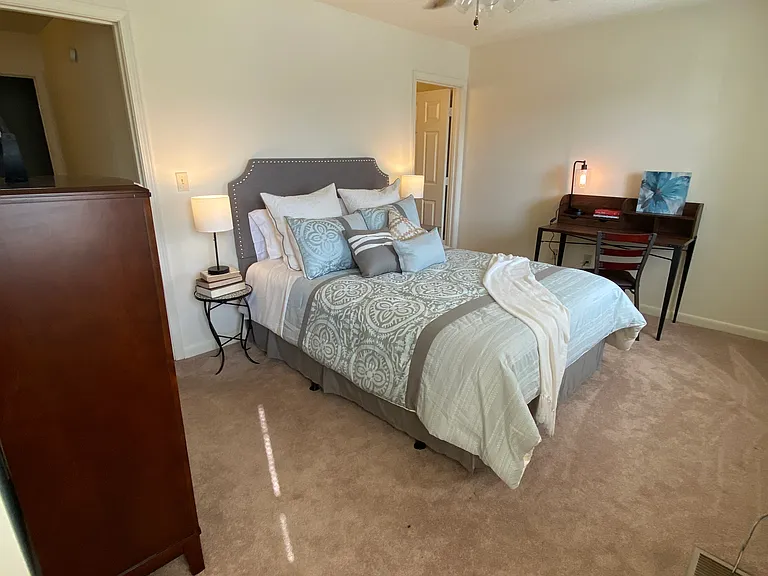 101 Michael Dr #101 — Photo 7