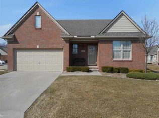 22511 Manistee River Dr, Macomb, MI 48042