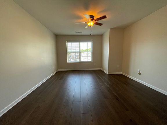5th image of 5608 Moresby Ct