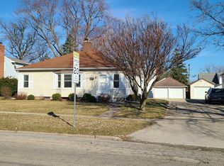 1045 N 9th St, Rochelle, IL 61068