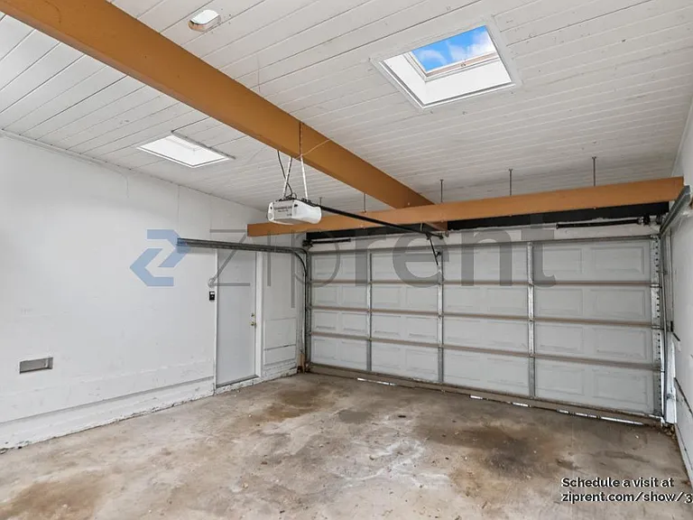 371 Somerset Rd #A — Photo 24