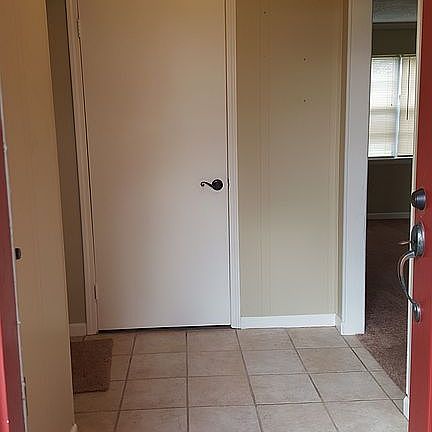 3rd image of 5725 NW Ash Ave