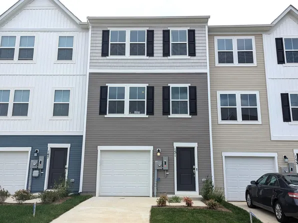 151 Cooperage Rd, Inwood, WV 25428