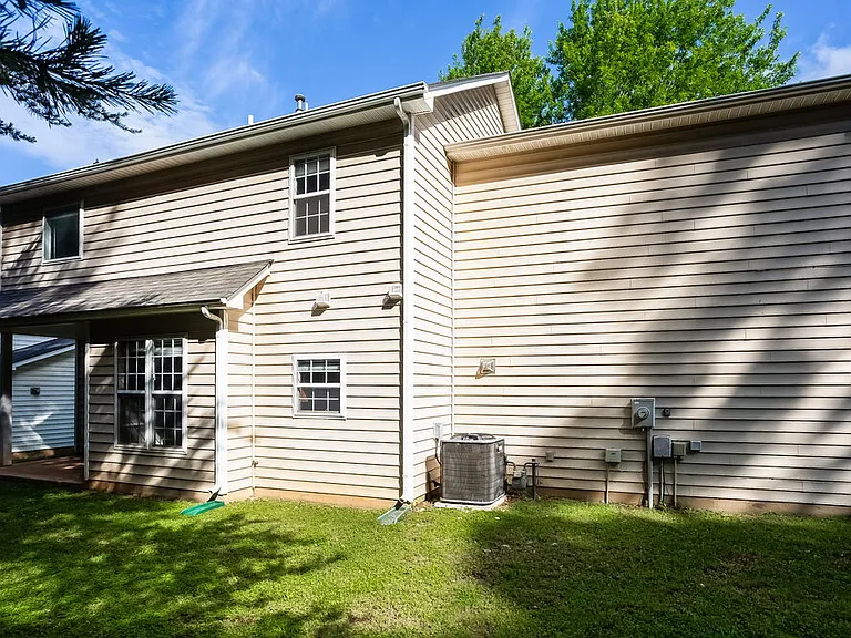 7530 Wilkins Terrace Dr — Photo 17